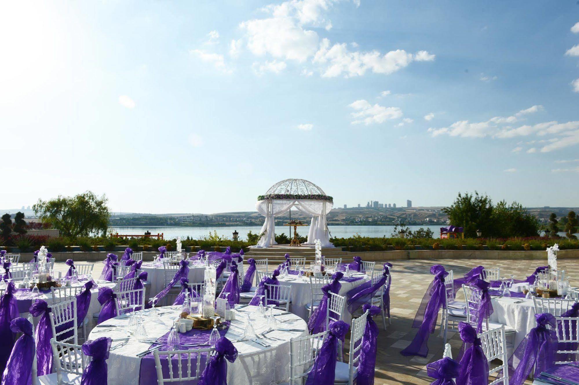 Kronos Hotel 3*
